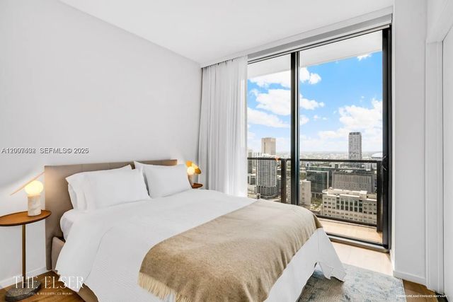 3 of 7 - 398 Ne 5th Street #1601, Miami, FL