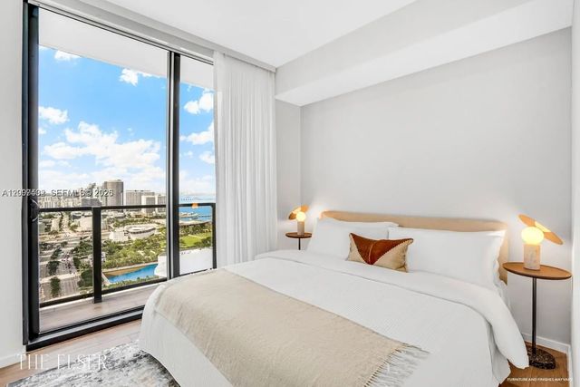 4 of 7 - 398 Ne 5th Street #1601, Miami, FL