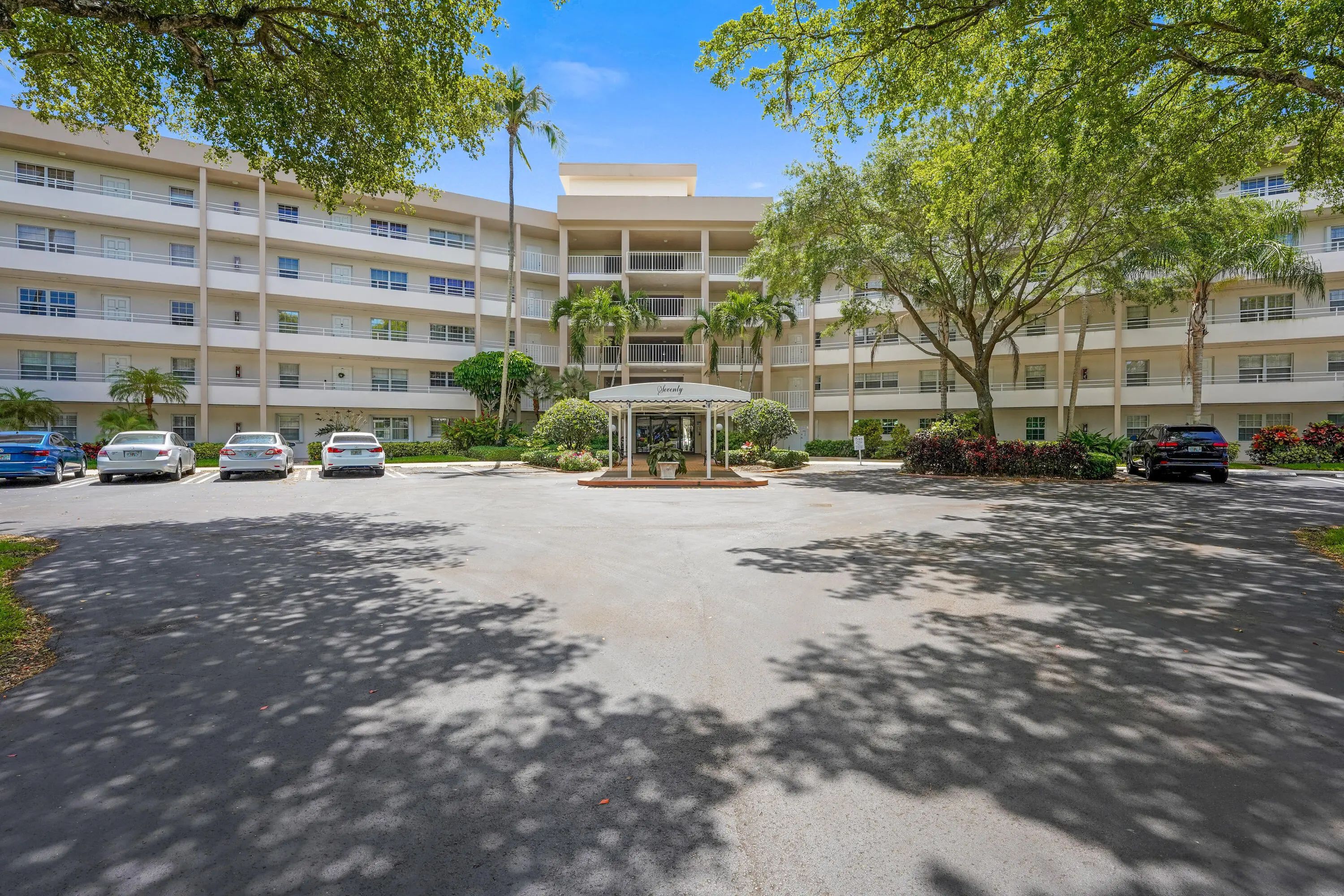 3800 Oaks Clubhouse Drive #503, Pompano Beach