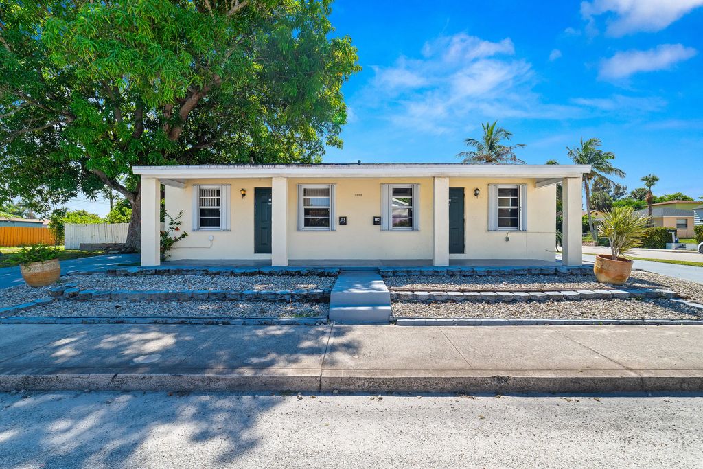1202 S M Street, Lake Worth Beach
