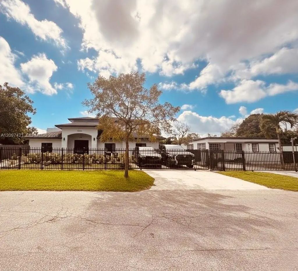 1720 Nw 110th Terrace #2, Miami