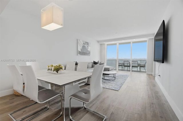 4 of 48 - 600 Ne 27th Street #1204, Miami, FL