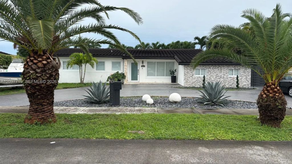 10450 Sw 42nd Terrace, Miami