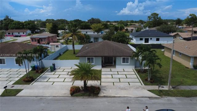 2 of 51 - 3481 Nw 212th Street, Miami Gardens, FL