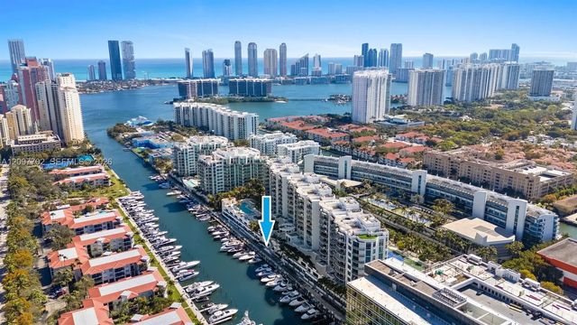2 of 5 - 3029 Ne 188th Street, Aventura, FL