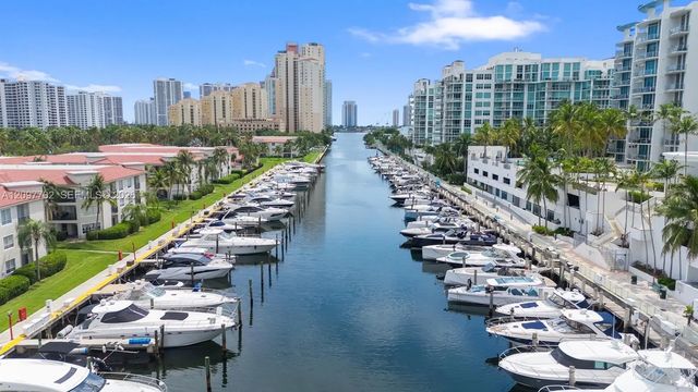 5 of 5 - 3029 Ne 188th Street, Aventura, FL
