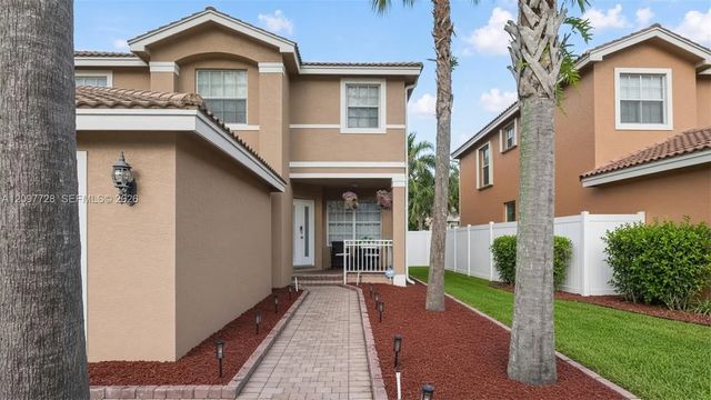 2 of 37 - 5402 W Queenship Court, Greenacres, FL