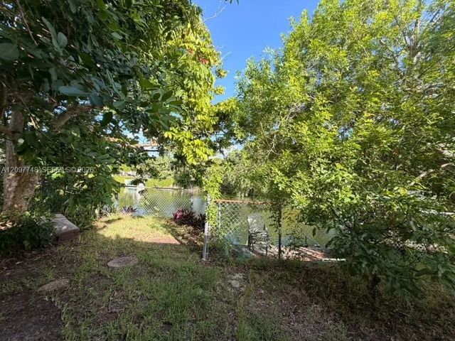 4 of 18 - 5861 Sw 63rd Court, South Miami, FL