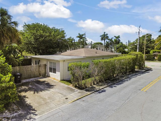 5 of 33 - 284 Lytton Court, West Palm Beach, FL