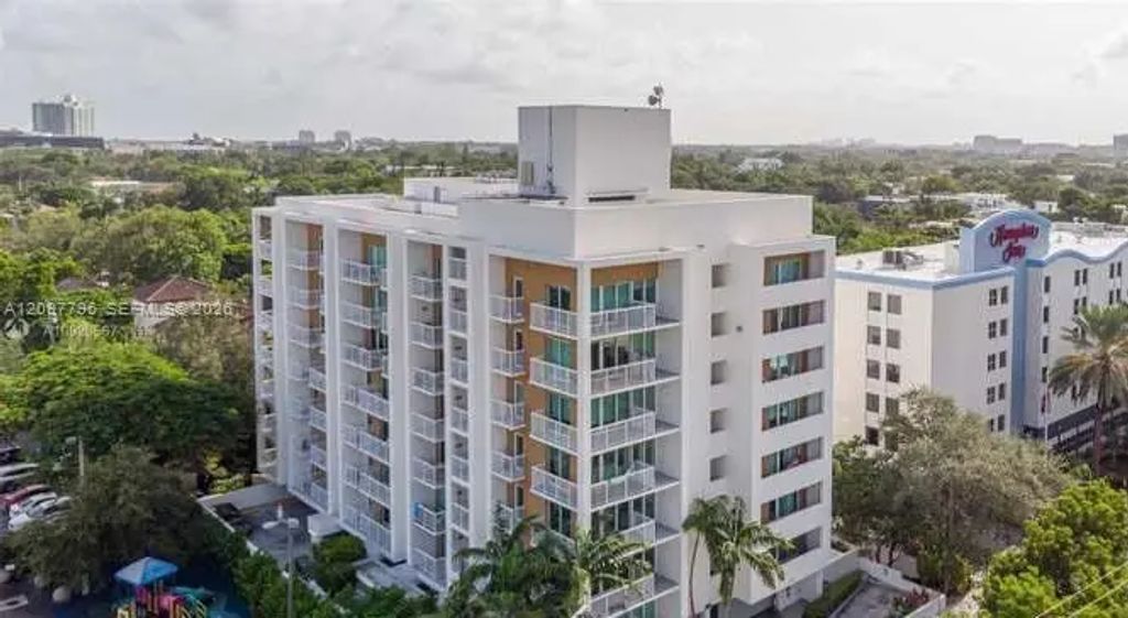 2740 Sw 28th Terrace #403, Coconut Grove