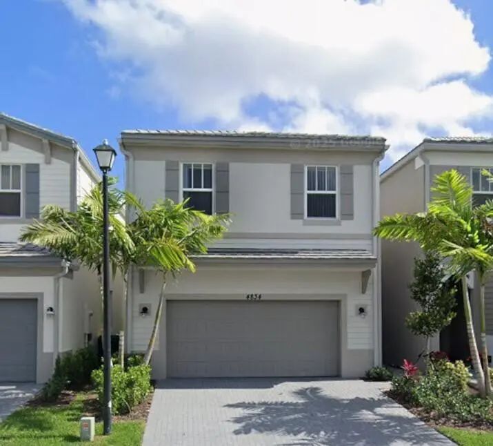4834 Nw 48th Terrace, Tamarac