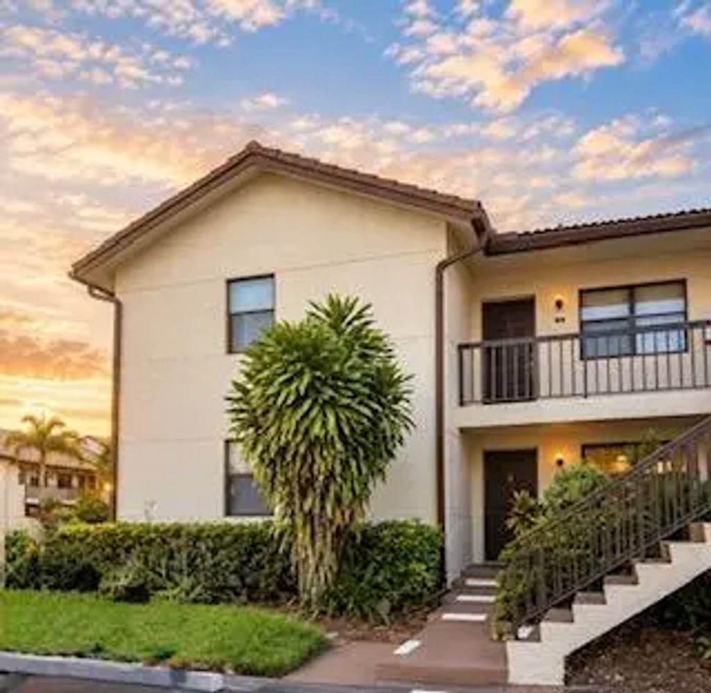 7642 Tahiti Lane #101, Lake Worth