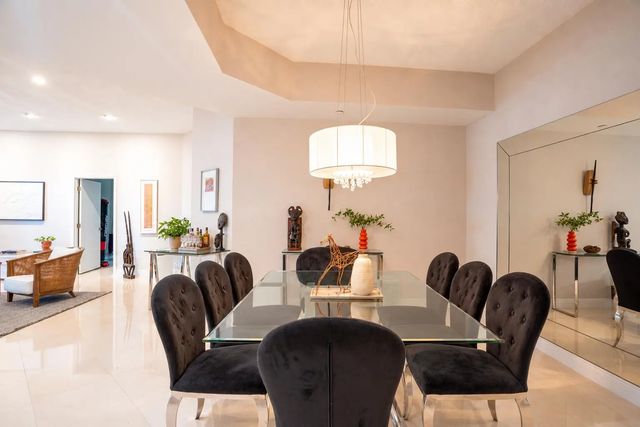 3600 Yacht Club Drive #102, Aventura