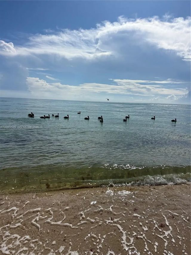 3 of 13 - 19201 Collins Avenue #711, Sunny Isles Beach, FL