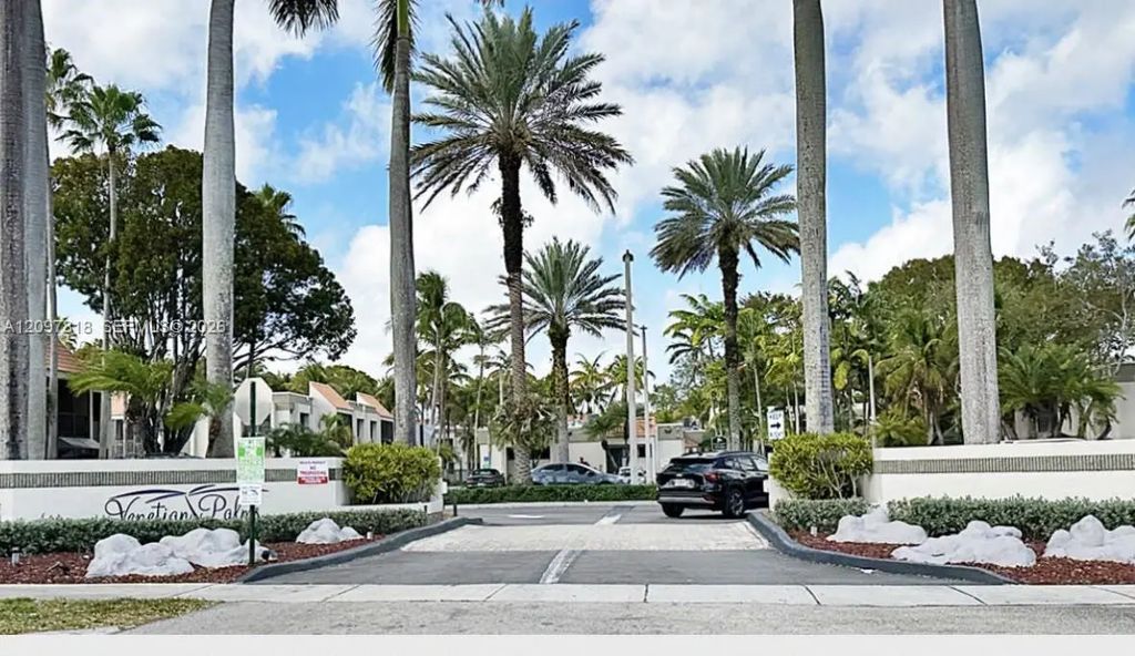 7929 Sw 104th Street #210e, Miami