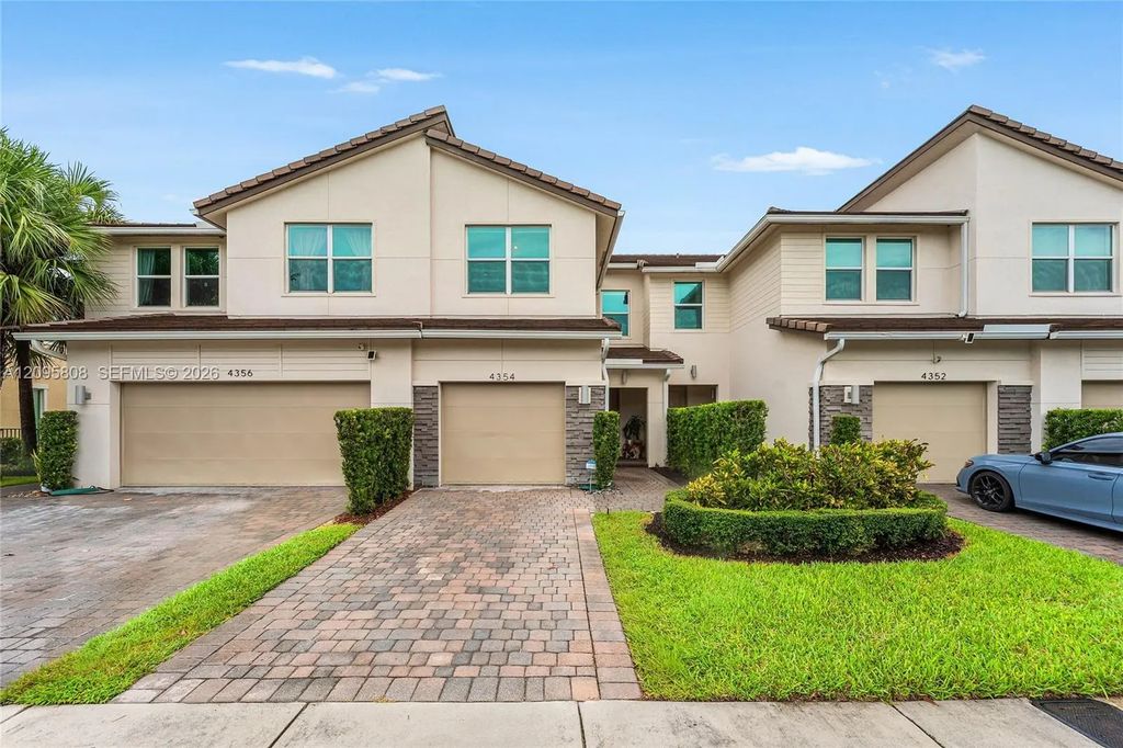 4354 Veleiros Avenue, Deerfield Beach