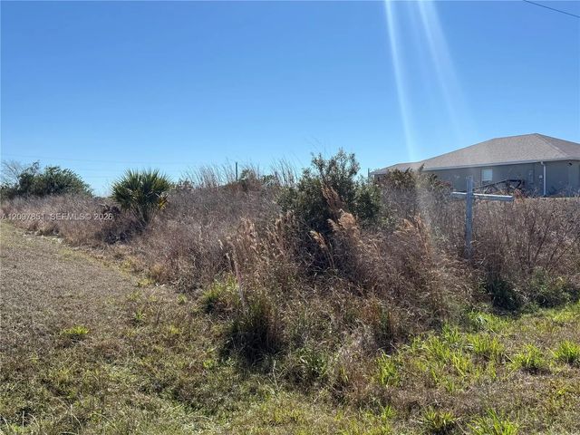 2 of 10 - 134 Harley Terrace, LaBelle, FL