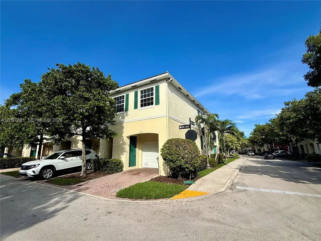 626 Sw 3rd Avenue, Pompano Beach