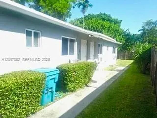 3 of 11 - 1283 Ne 109th Street, Miami, FL