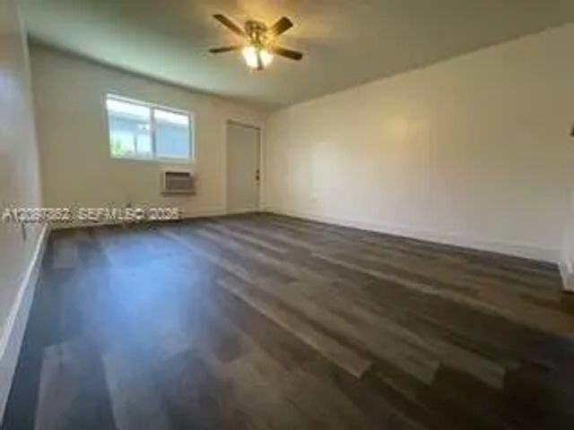5 of 11 - 1283 Ne 109th Street, Miami, FL