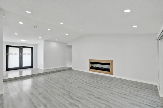 5 of 44 - 20102 Nw 62nd Avenue, Hialeah, FL