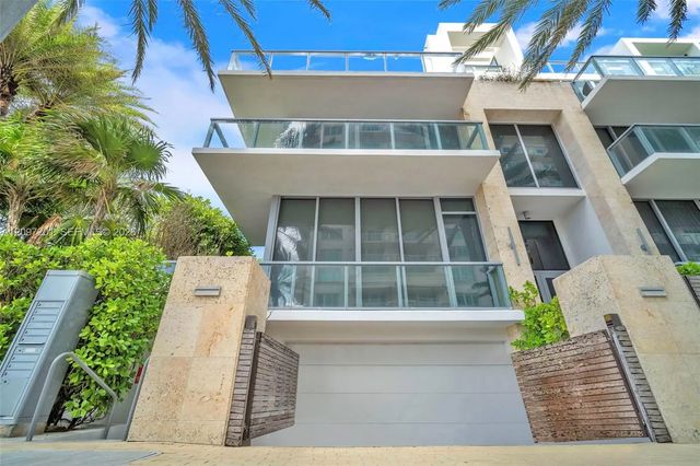 4 of 42 - 9501 Collins Avenue #1, Surfside, FL