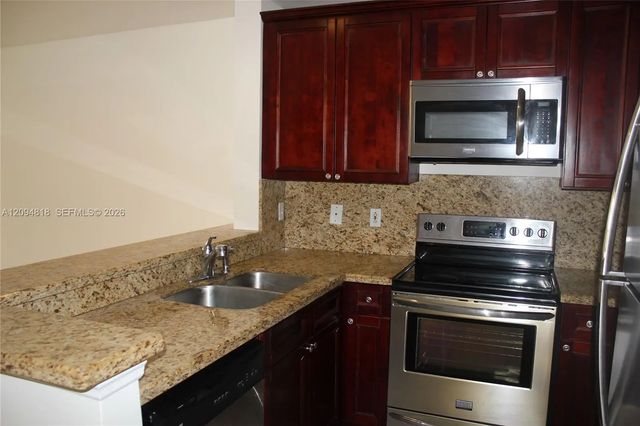 2 of 26 - 4871 Via Palm Lakes #703, West Palm Beach, FL