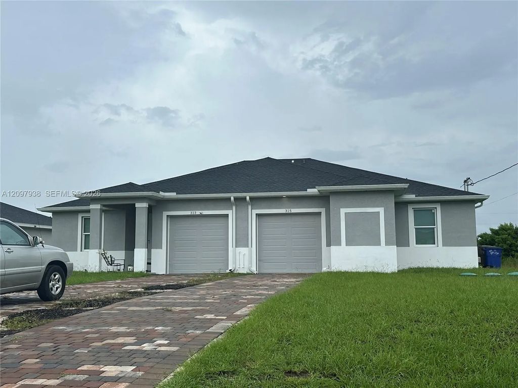 315 Piedmont Street #315, Fort Myers