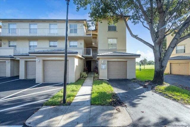 2 of 24 - 2060 Greenview Shores Boulevard #308, Wellington, FL
