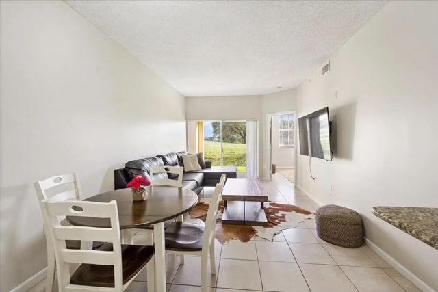 5 of 24 - 2060 Greenview Shores Boulevard #308, Wellington, FL