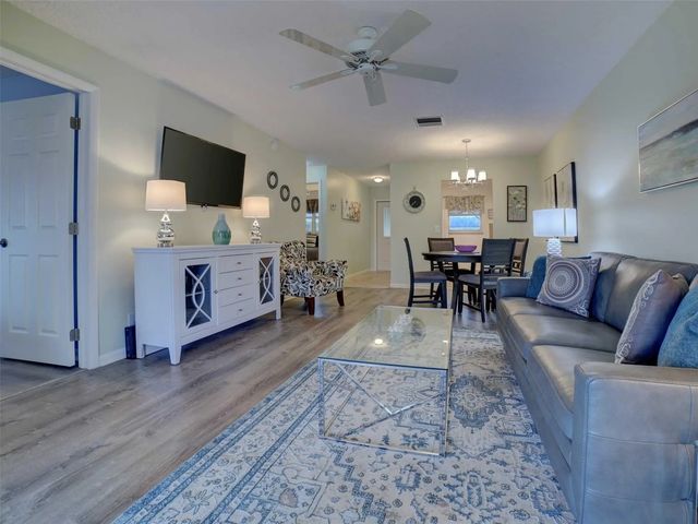 5 of 30 - 400 Sw Golfview Terrace #111, Boynton Beach, FL
