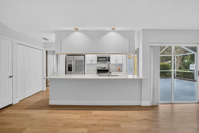 5 of 56 - 9197 Sun Terrace Circle #a, Palm Beach Gardens, FL