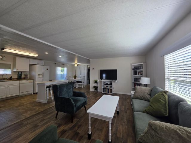 3 of 15 - 14 Arboles Lane, Port St. Lucie, FL