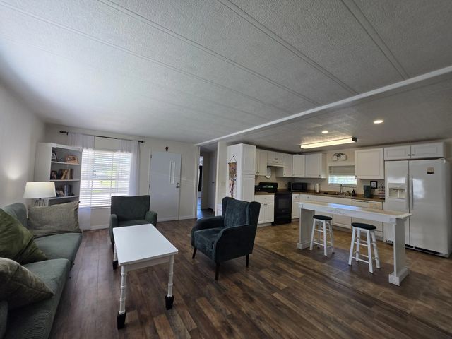 4 of 15 - 14 Arboles Lane, Port St. Lucie, FL