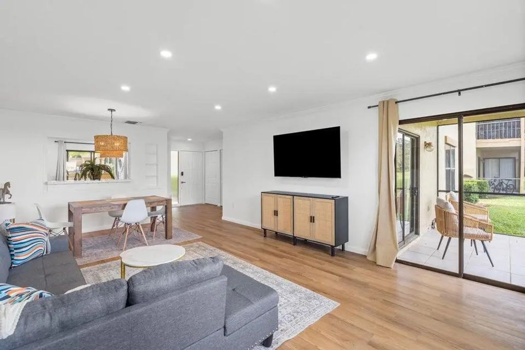 13145 Chadwick Court #14, Wellington