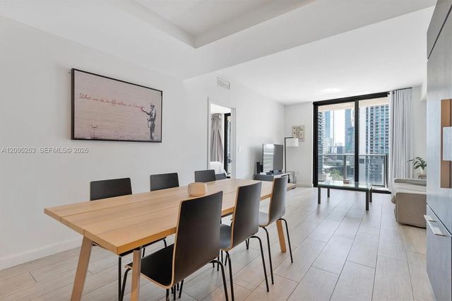4 of 31 - 45 Sw 9th Street #1005, Miami, FL