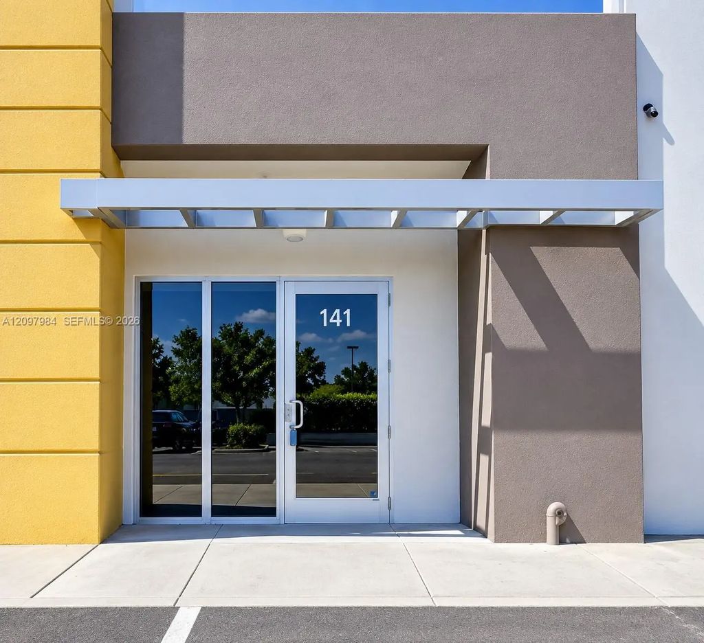10891 Nw 17th Street #141, Sweetwater