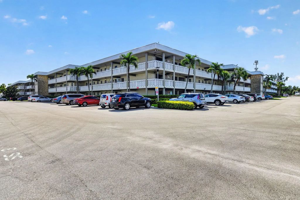 9872 Marina Boulevard #1438, Boca Raton