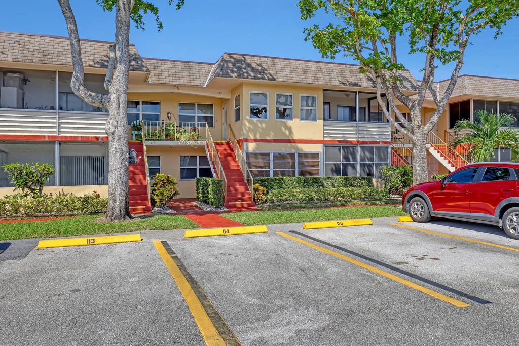 122 Stratford I, West Palm Beach