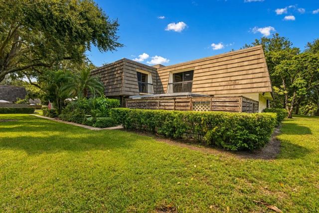 506 5th Terrace, Palm Beach Gardens