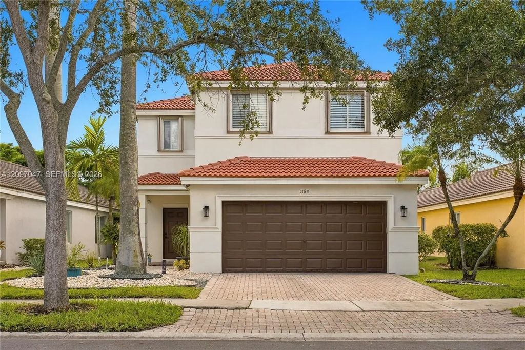 1362 Canary Island Drive, Weston