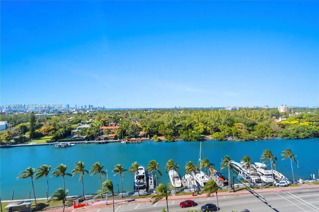 3 of 48 - 4401 Collins Avenue #1017, Miami Beach, FL