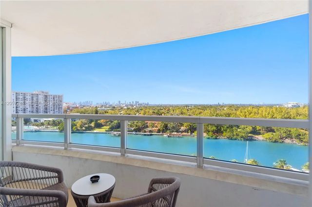 5 of 48 - 4401 Collins Avenue #1017, Miami Beach, FL