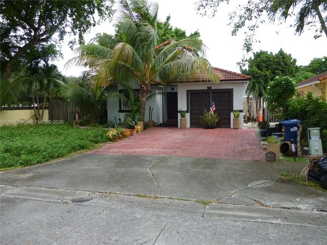 8161 Nw 186th Terrace, Hialeah