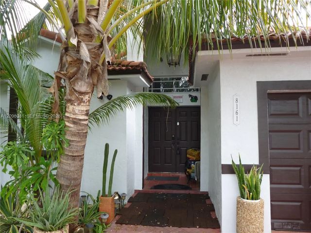 4 of 10 - 8161 Nw 186th Terrace, Hialeah, FL