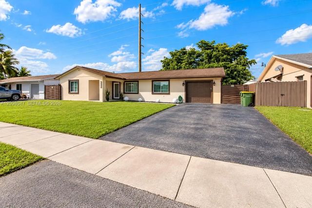 3 of 35 - 1711 N Anhinga Lane, Homestead, FL