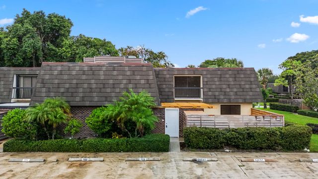 703 7th Terrace, Palm Beach Gardens