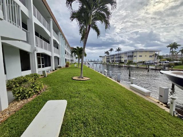 4 of 24 - 110 Shore Court #112-b, North Palm Beach, FL