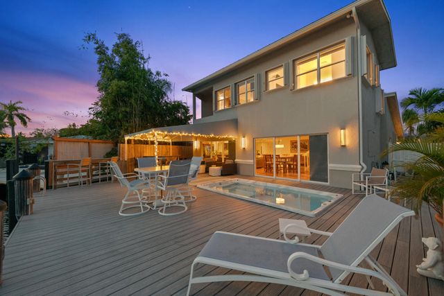 5 of 102 - 2108 Ne 24th Street, Wilton Manors, FL