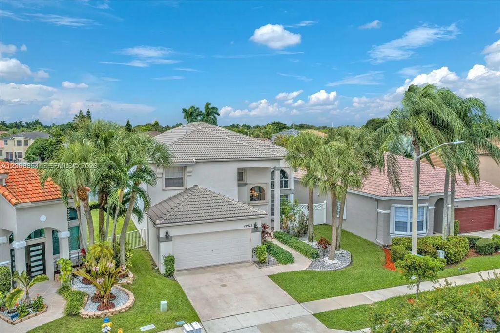 15922 Nw 14th Place, Pembroke Pines